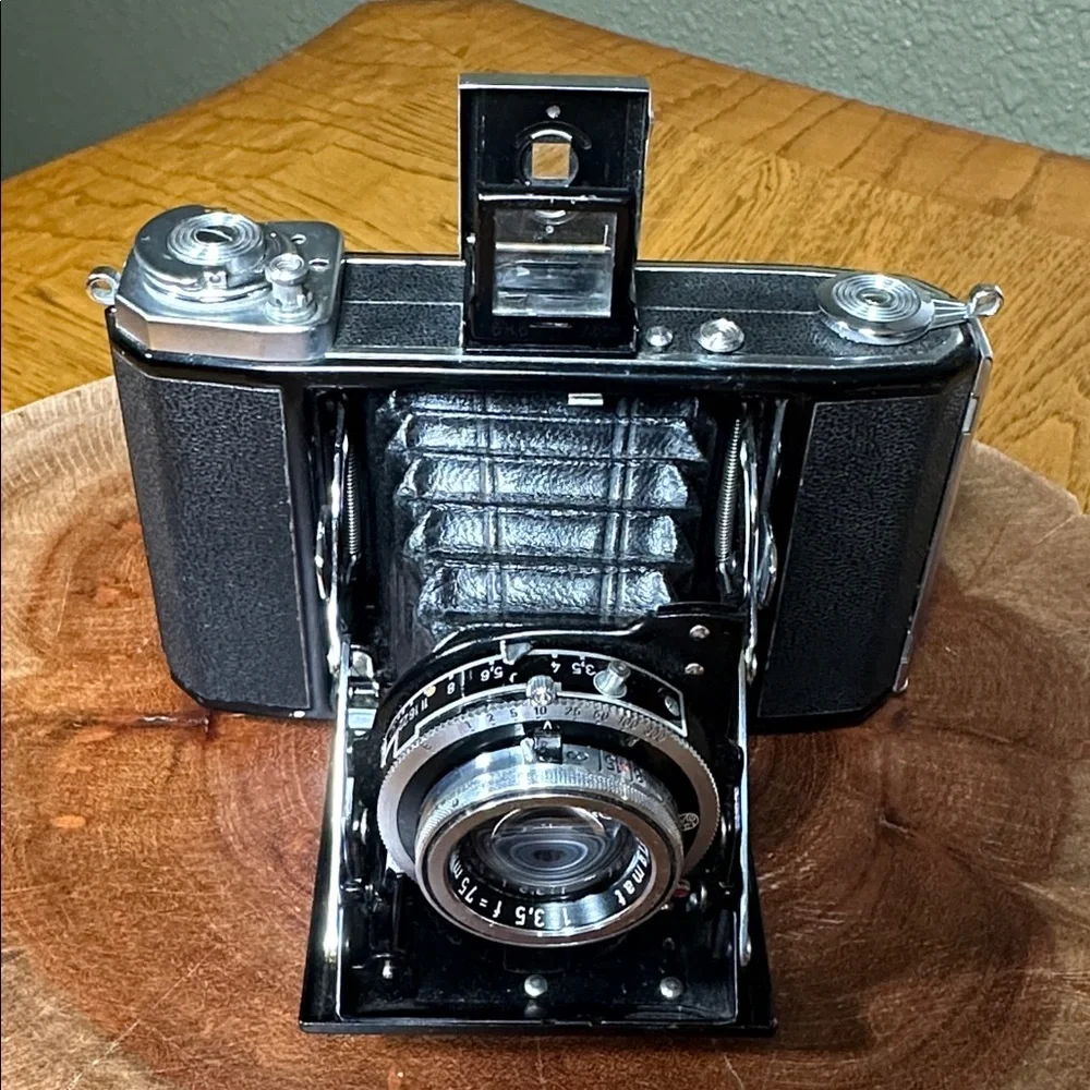 Zeiss Ikon Ikonta 521/16 Folding Camera